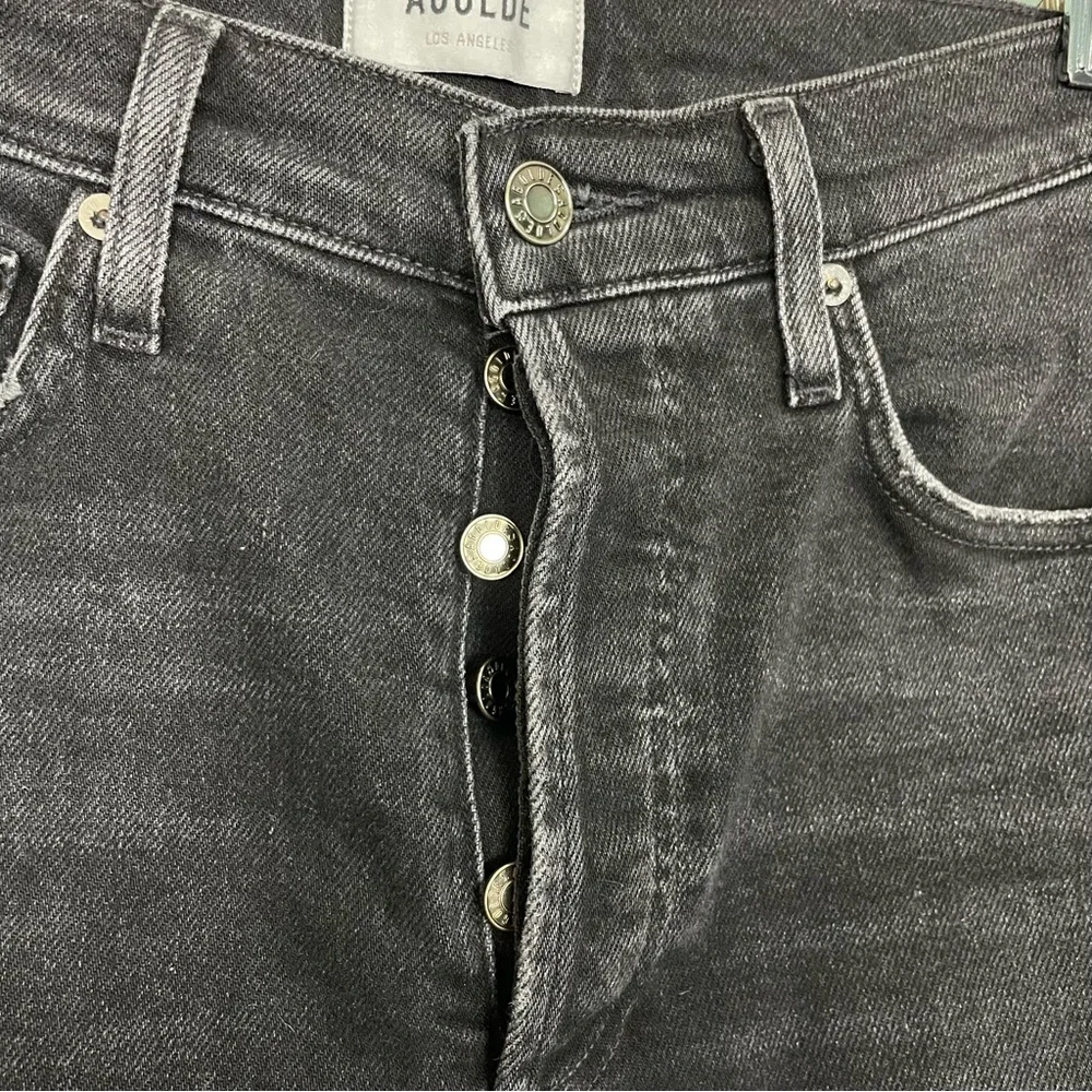 Agolde Riley High Rise Crop Jeans In Washed Black Womens Size 26